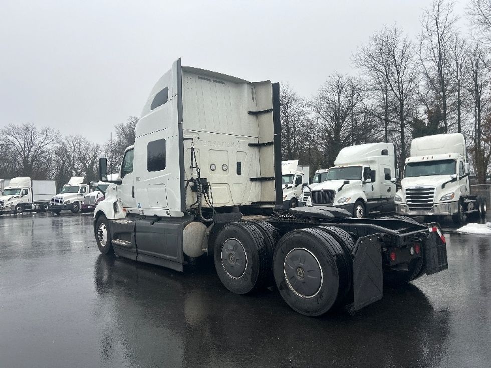 Sleeper Tractor-Heavy Duty Tractors-International-2023-LT625-Pennsauken-NJ-703,499\n\t\tmiles-$ 35,750 - Image 5