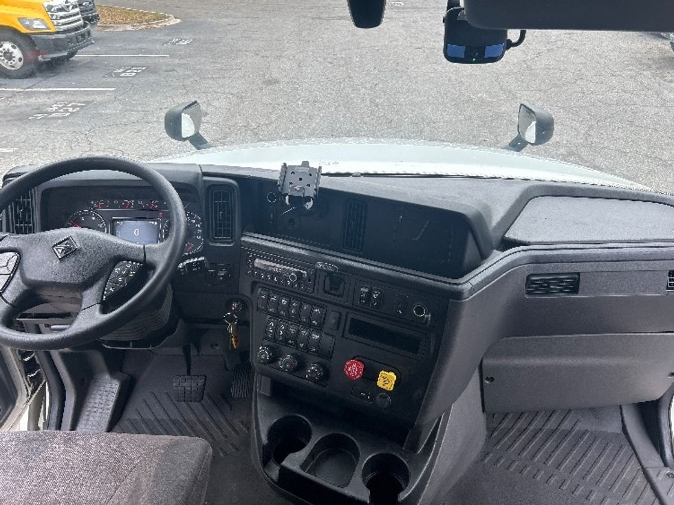 Sleeper Tractor-Heavy Duty Tractors-International-2023-LT625-Pensacola-FL-558,055\n\t\tmiles-$ 50,500 - Image 12