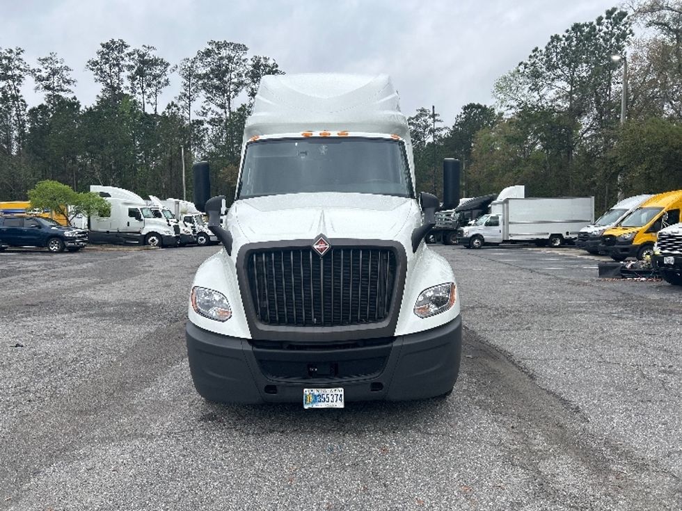 Sleeper Tractor-Heavy Duty Tractors-International-2023-LT625-Pensacola-FL-558,055\n\t\tmiles-$ 50,500 - Image 2