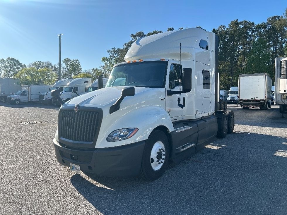 Sleeper Tractor-Heavy Duty Tractors-International-2023-LT625-Pensacola-FL-558,055\n\t\tmiles-$ 50,500 - Image 3