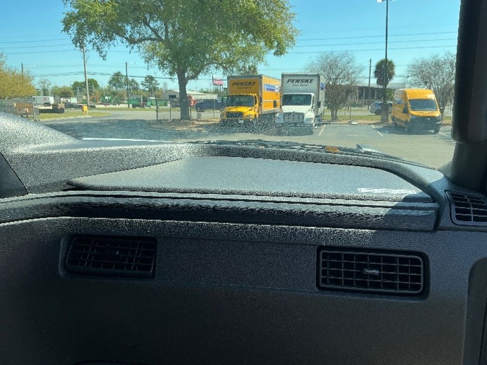 Sleeper Tractor-Heavy Duty Tractors-International-2023-LT625-Pensacola-FL-582,466\n\t\tmiles-$ 48,250 - Image 12