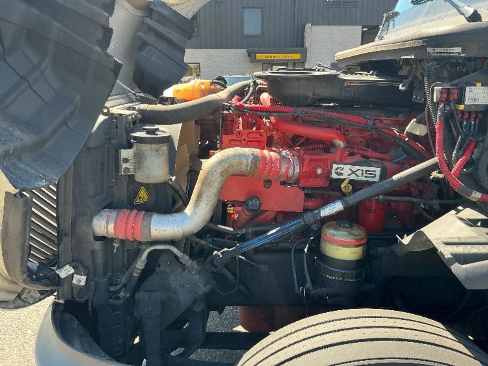 Sleeper Tractor-Heavy Duty Tractors-International-2023-LT625-Pensacola-FL-582,466\n\t\tmiles-$ 48,250 - Image 19