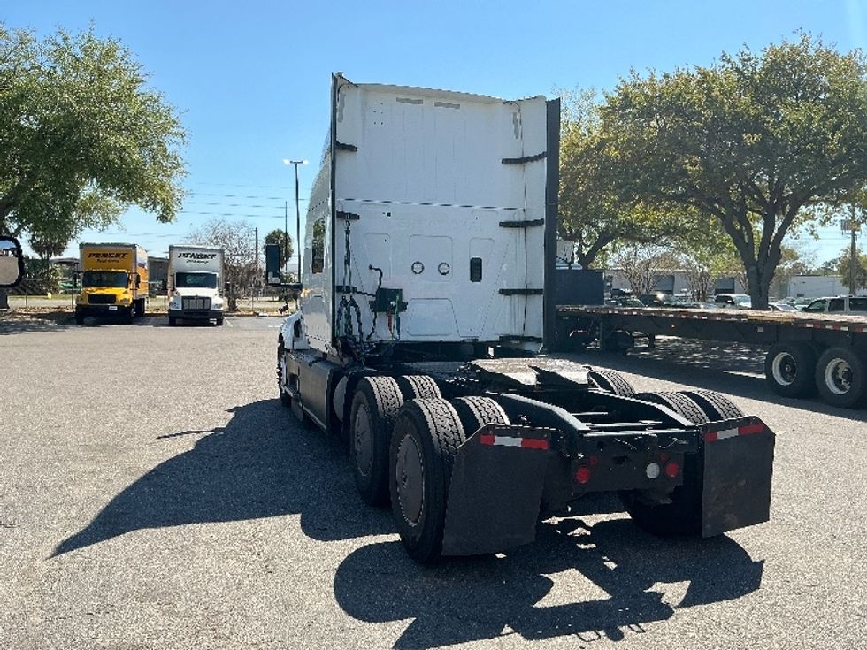 Sleeper Tractor-Heavy Duty Tractors-International-2023-LT625-Pensacola-FL-582,466\n\t\tmiles-$ 48,250 - Image 5