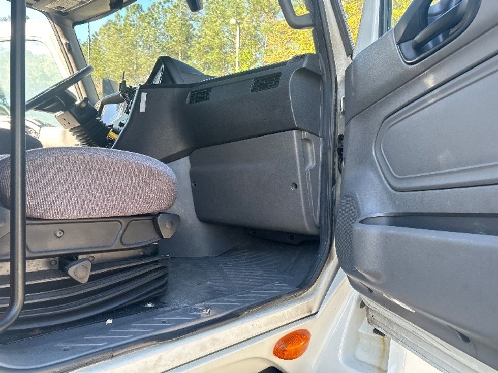 Sleeper Tractor-Heavy Duty Tractors-International-2023-LT625-Pensacola-FL-609,918\n\t\tmiles-$ 45,500 - Image 13