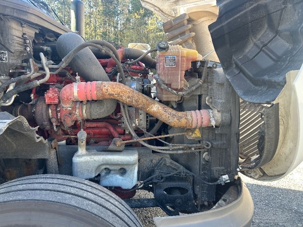 Sleeper Tractor-Heavy Duty Tractors-International-2023-LT625-Pensacola-FL-609,918\n\t\tmiles-$ 45,500 - Image 20