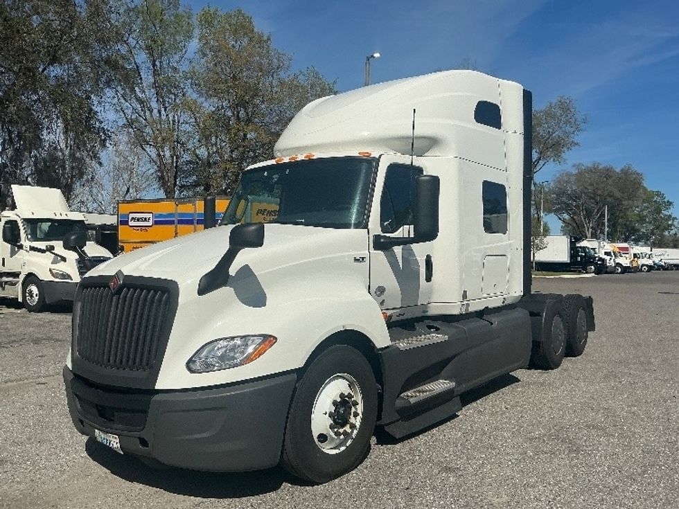 Sleeper Tractor-Heavy Duty Tractors-International-2023-LT625-Pensacola-FL-654,583\n\t\tmiles-$ 41,250 - Image 3