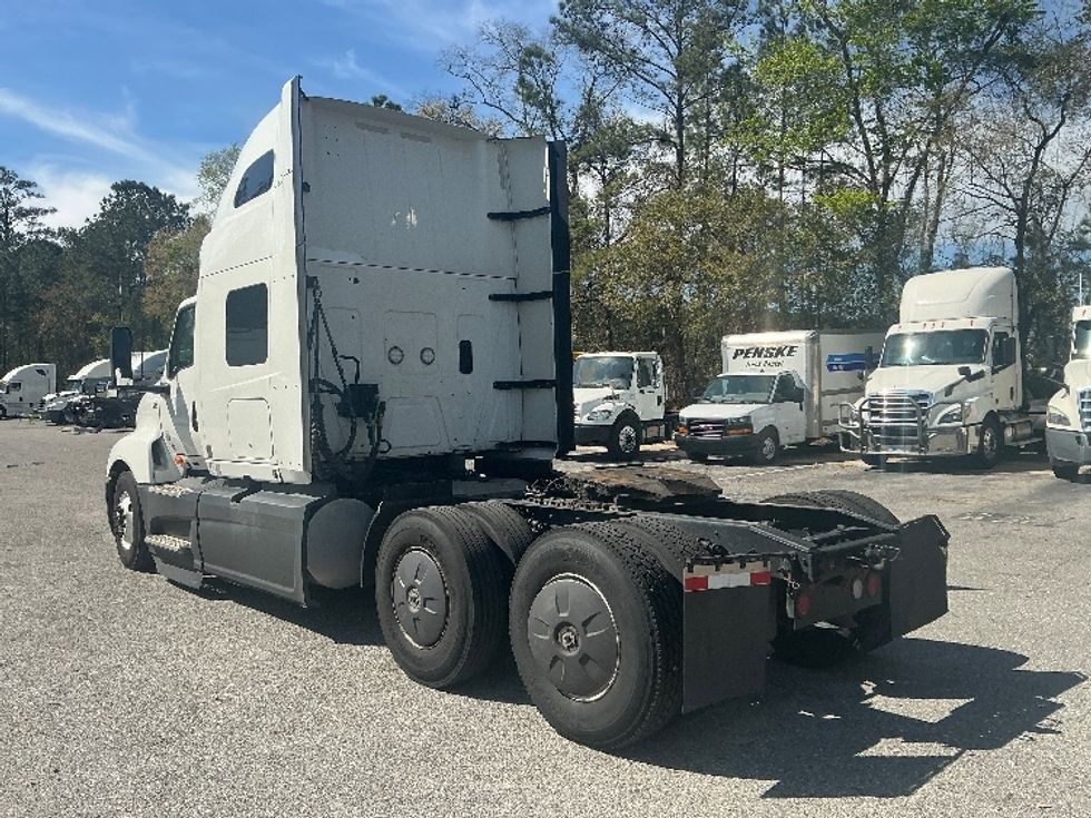Sleeper Tractor-Heavy Duty Tractors-International-2023-LT625-Pensacola-FL-654,583\n\t\tmiles-$ 41,250 - Image 5
