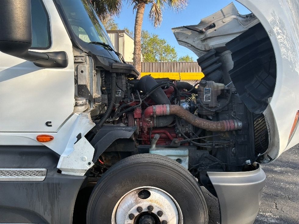 Sleeper Tractor-Heavy Duty Tractors-International-2023-LT625-Pensacola-FL-683,644\n\t\tmiles-$ 38,500 - Image 21