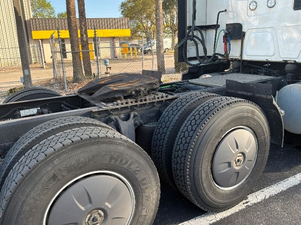 Sleeper Tractor-Heavy Duty Tractors-International-2023-LT625-Pensacola-FL-683,644\n\t\tmiles-$ 38,500 - Image 22