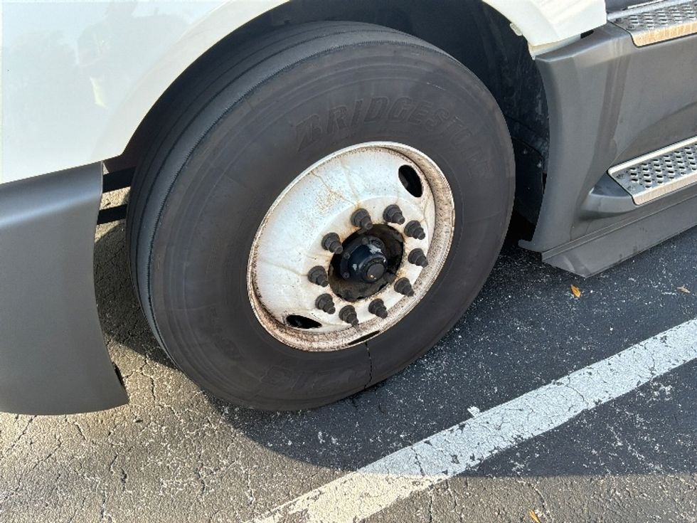 Sleeper Tractor-Heavy Duty Tractors-International-2023-LT625-Pensacola-FL-683,644\n\t\tmiles-$ 38,500 - Image 26