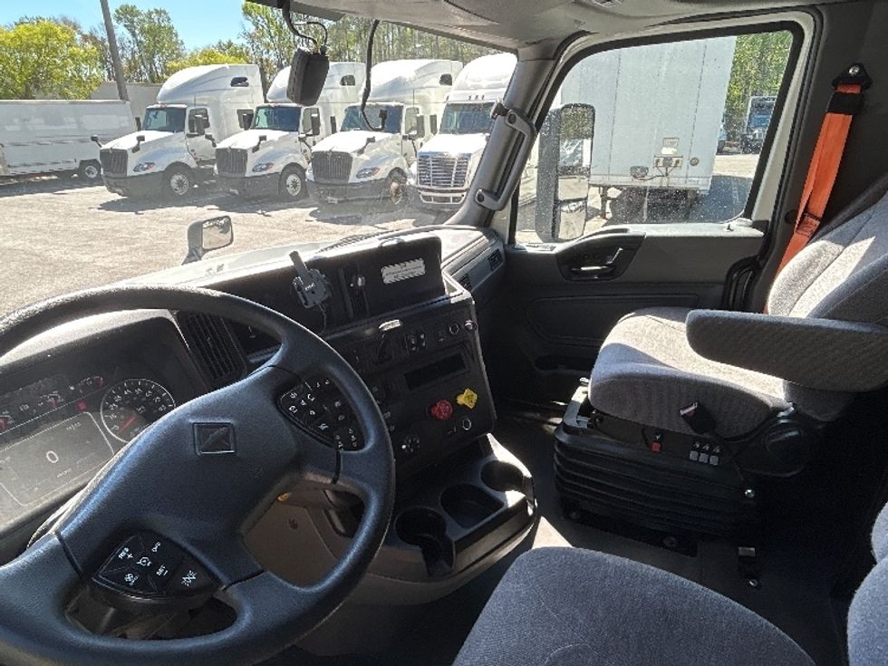 Sleeper Tractor-Heavy Duty Tractors-International-2023-LT625-Pensacola-FL-690,871\n\t\tmiles-$ 37,750 - Image 10