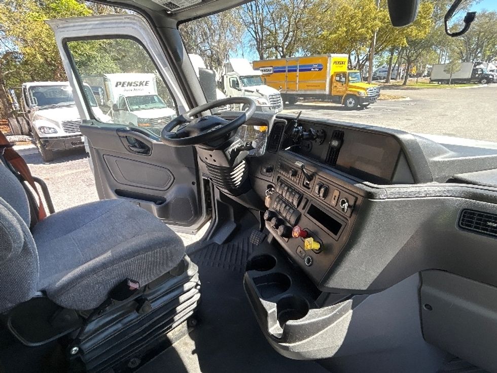Sleeper Tractor-Heavy Duty Tractors-International-2023-LT625-Pensacola-FL-690,871\n\t\tmiles-$ 37,750 - Image 15