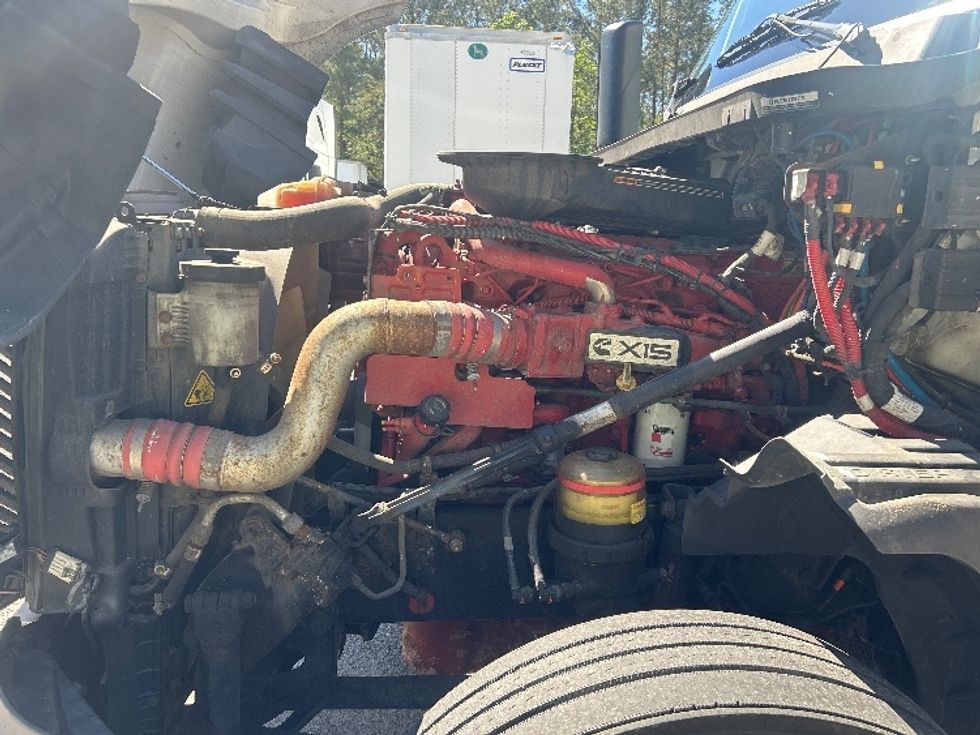 Sleeper Tractor-Heavy Duty Tractors-International-2023-LT625-Pensacola-FL-690,871\n\t\tmiles-$ 37,750 - Image 21