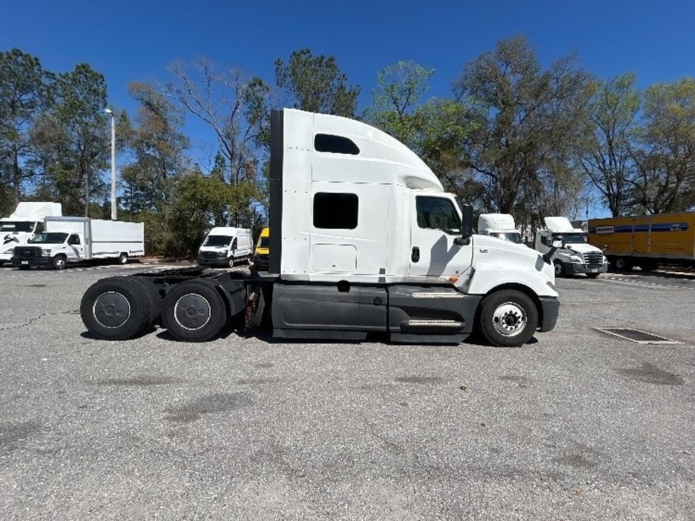 Sleeper Tractor-Heavy Duty Tractors-International-2023-LT625-Pensacola-FL-690,871\n\t\tmiles-$ 37,750 - Image 8