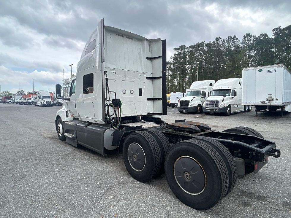 Sleeper Tractor-Heavy Duty Tractors-International-2023-LT625-Pensacola-FL-709,480\n\t\tmiles-$ 36,000 - Image 5