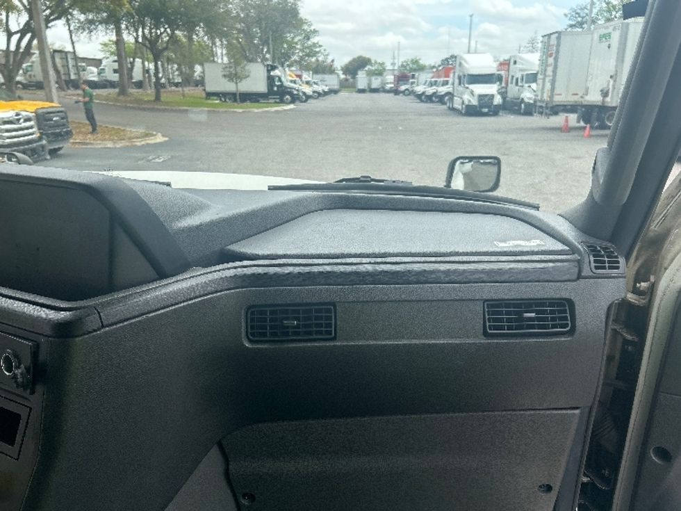 Sleeper Tractor-Heavy Duty Tractors-International-2023-LT625-Pensacola-FL-715,530\n\t\tmiles-$ 35,500 - Image 14