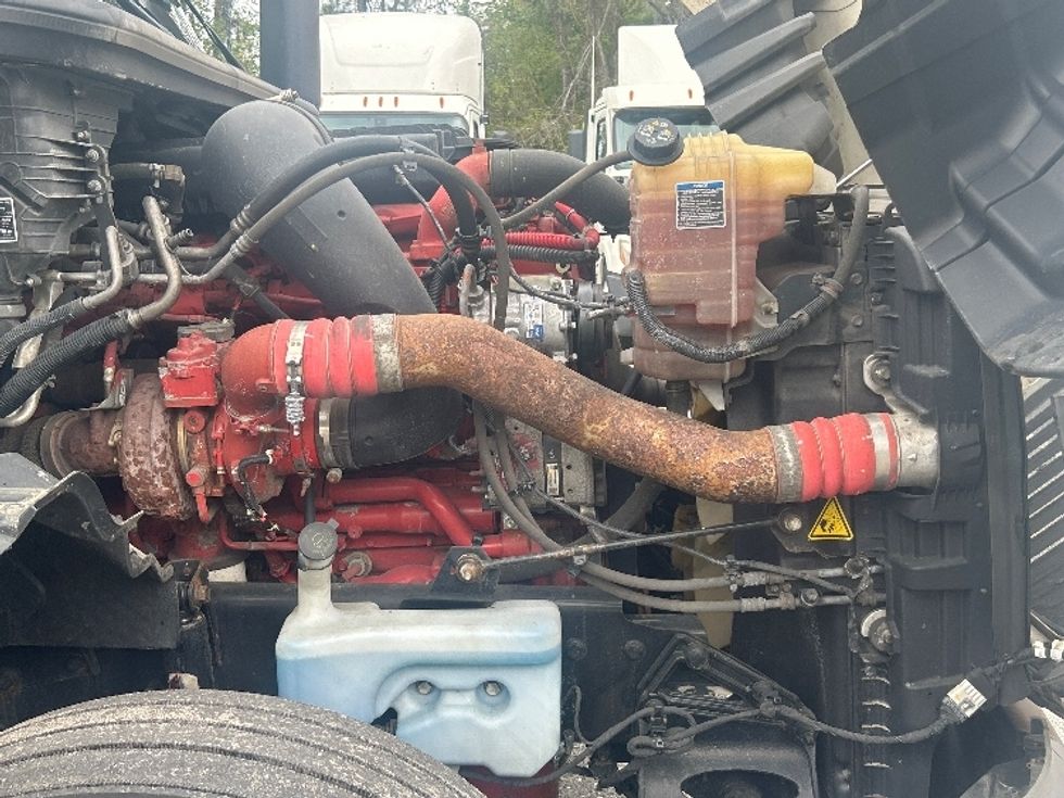 Sleeper Tractor-Heavy Duty Tractors-International-2023-LT625-Pensacola-FL-715,530\n\t\tmiles-$ 35,500 - Image 20