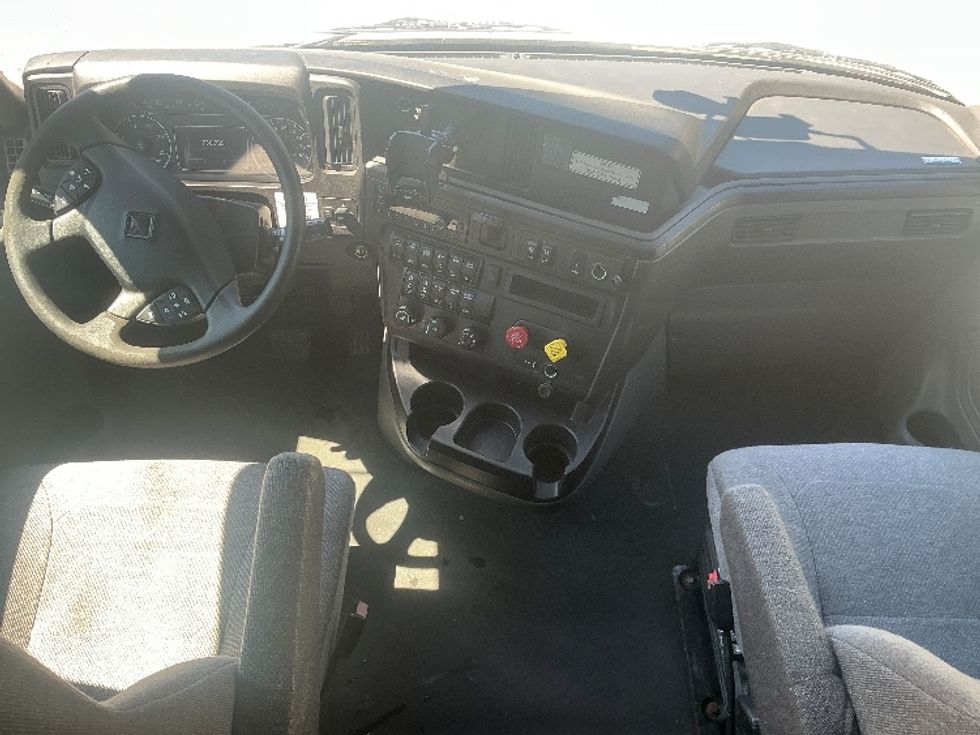 Sleeper Tractor-Heavy Duty Tractors-International-2023-LT625-Pensacola-FL-730,756\n\t\tmiles-$ 34,000 - Image 12