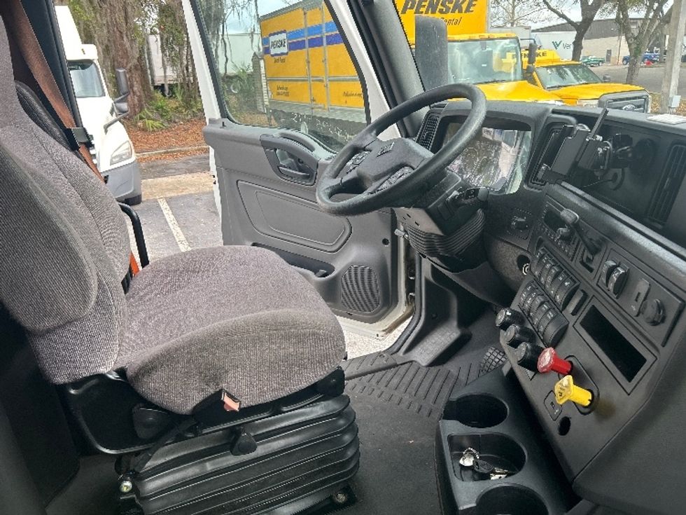 Sleeper Tractor-Heavy Duty Tractors-International-2023-LT625-Pensacola-FL-770,154\n\t\tmiles-$ 34,000 - Image 15