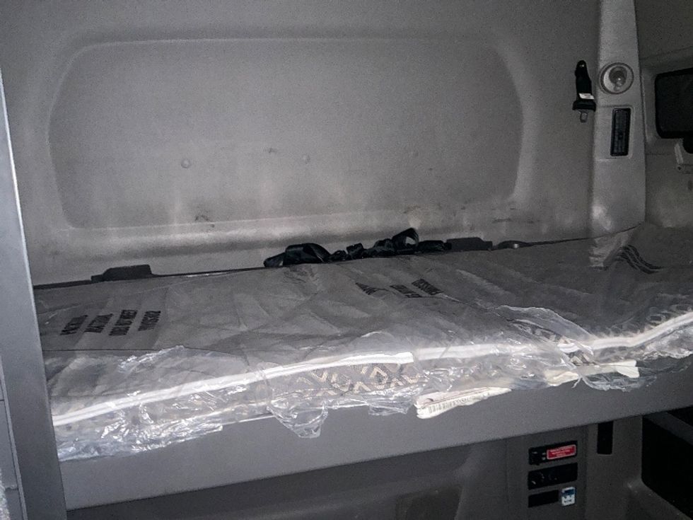 Sleeper Tractor-Heavy Duty Tractors-International-2023-LT625-Pensacola-FL-770,154\n\t\tmiles-$ 34,000 - Image 17