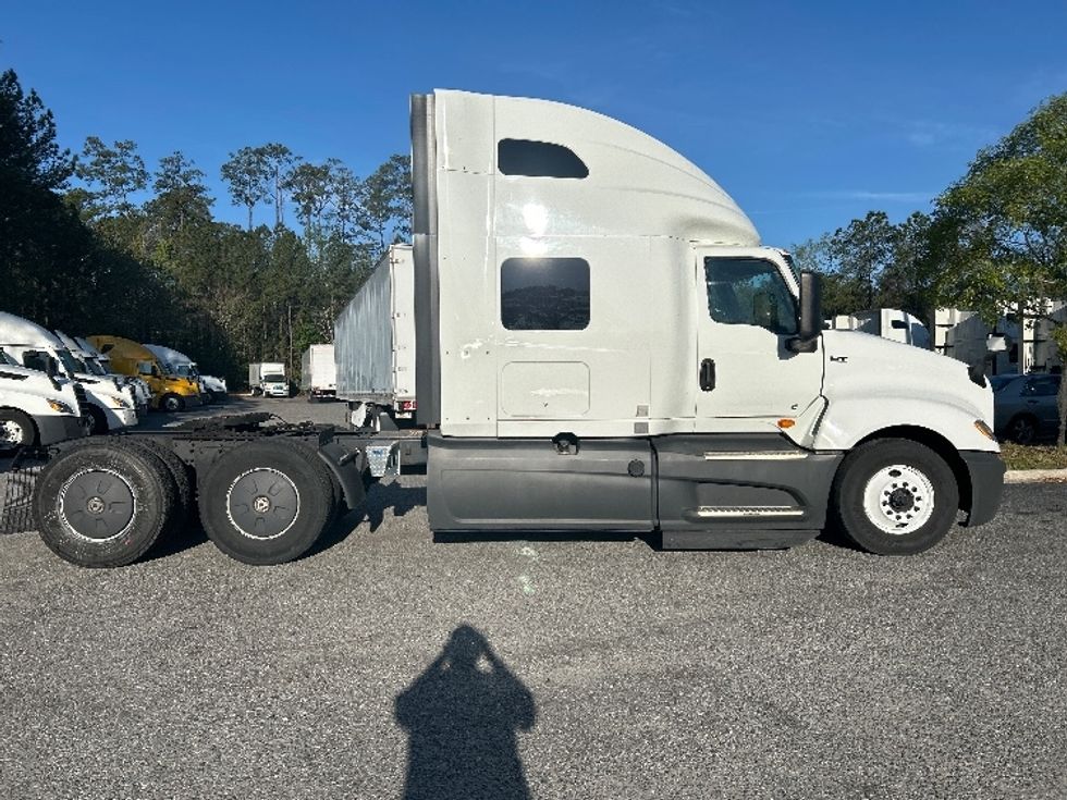 Sleeper Tractor-Heavy Duty Tractors-International-2023-LT625-Pensacola-FL-770,154\n\t\tmiles-$ 34,000 - Image 8