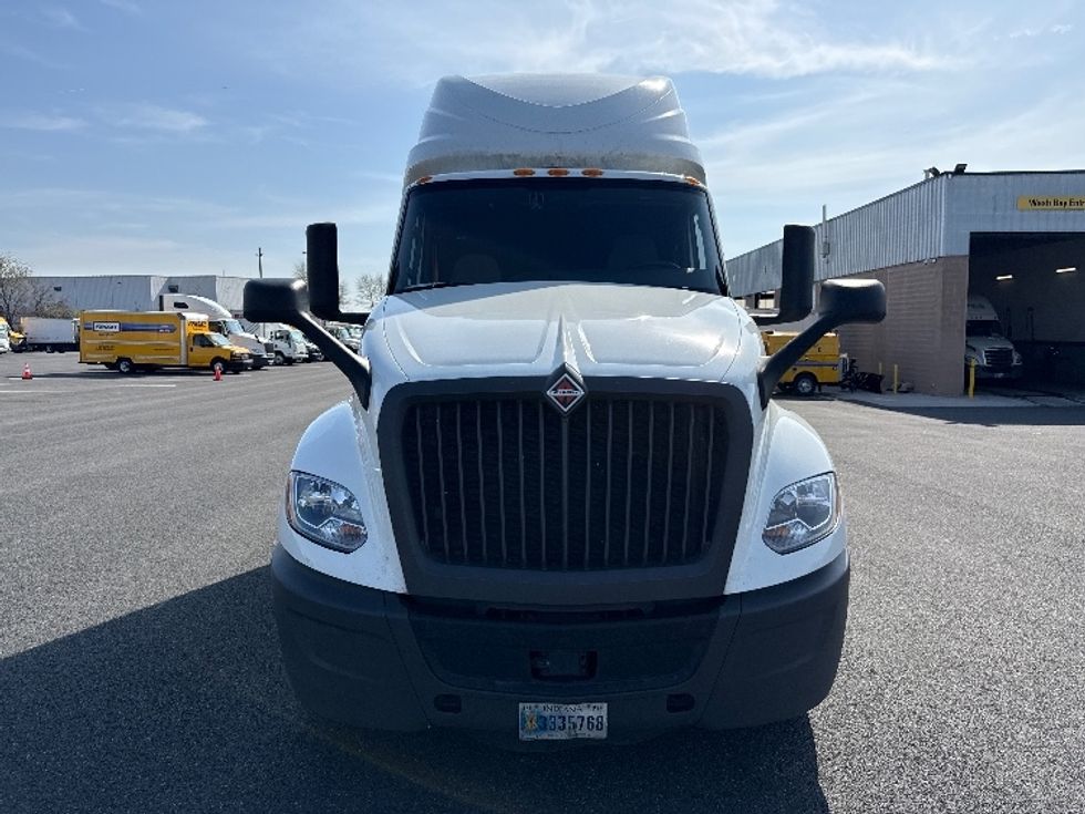 Sleeper Tractor-Heavy Duty Tractors-International-2023-LT625-Philadelphia-PA-577,237\n\t\tmiles-$ 48,500 - Image 2