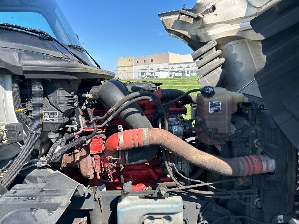 Sleeper Tractor-Heavy Duty Tractors-International-2023-LT625-Philadelphia-PA-721,830\n\t\tmiles-$ 42,000 - Image 20