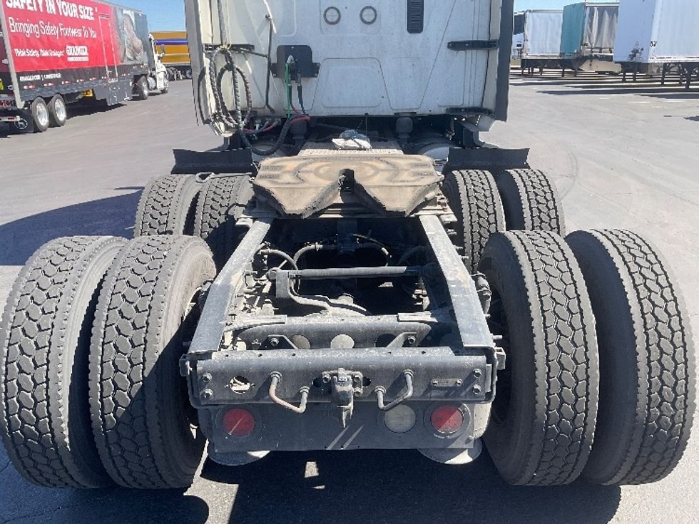 Sleeper Tractor-Heavy Duty Tractors-International-2023-LT625-Phoenix-AZ-497,361\n\t\tmiles-$ 61,000 - Image 6