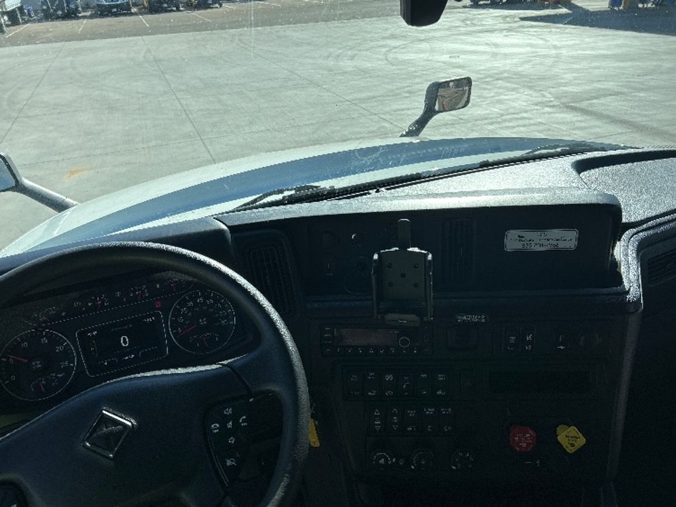 Sleeper Tractor-Heavy Duty Tractors-International-2023-LT625-Phoenix-AZ-577,794\n\t\tmiles-$ 53,750 - Image 11