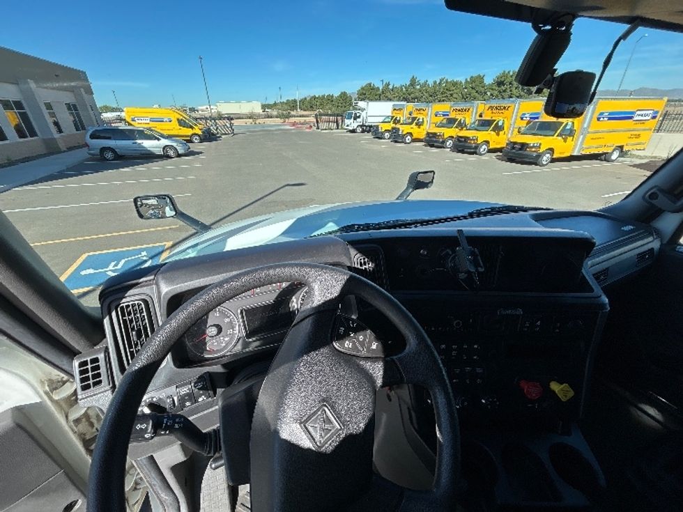 Sleeper Tractor-Heavy Duty Tractors-International-2023-LT625-Phoenix-AZ-593,259\n\t\tmiles-$ 51,000 - Image 11