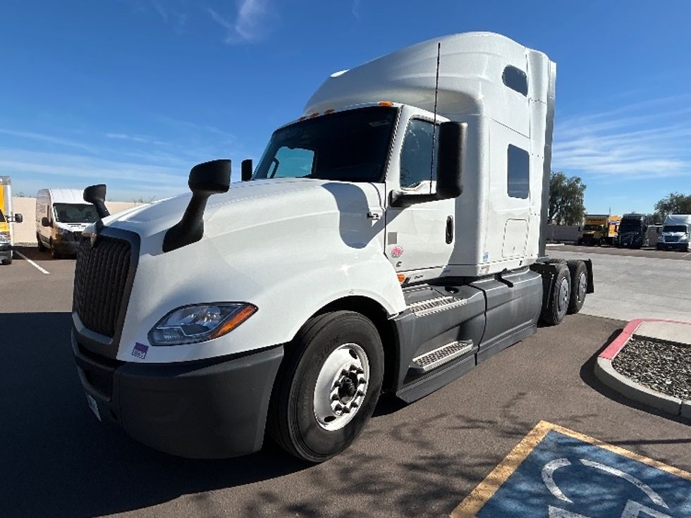 Sleeper Tractor-Heavy Duty Tractors-International-2023-LT625-Phoenix-AZ-593,259\n\t\tmiles-$ 51,000 - Image 3