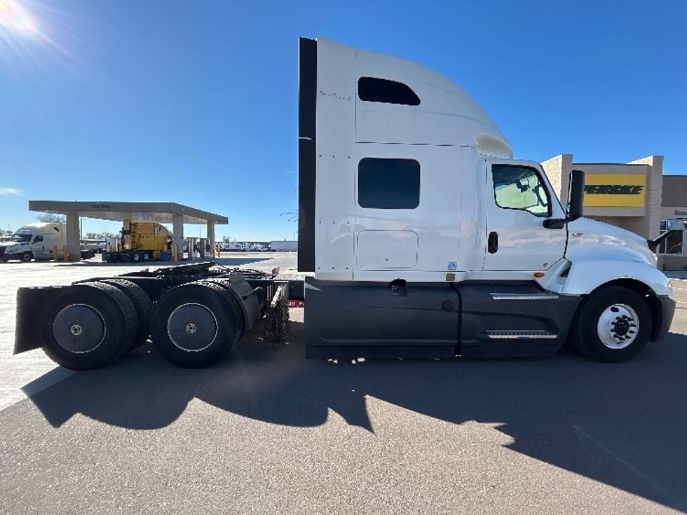 Sleeper Tractor-Heavy Duty Tractors-International-2023-LT625-Phoenix-AZ-593,259\n\t\tmiles-$ 51,000 - Image 8