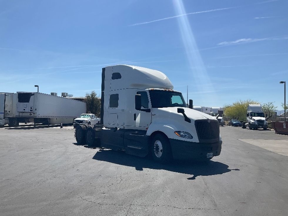 Sleeper Tractor-Heavy Duty Tractors-International-2023-LT625-Phoenix-AZ-627,622\n\t\tmiles-$ 47,250 - Image 1