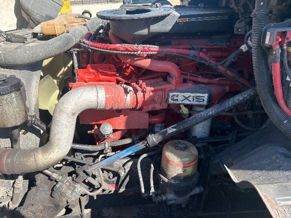 Sleeper Tractor-Heavy Duty Tractors-International-2023-LT625-Phoenix-AZ-627,777\n\t\tmiles-$ 47,250 - Image 21