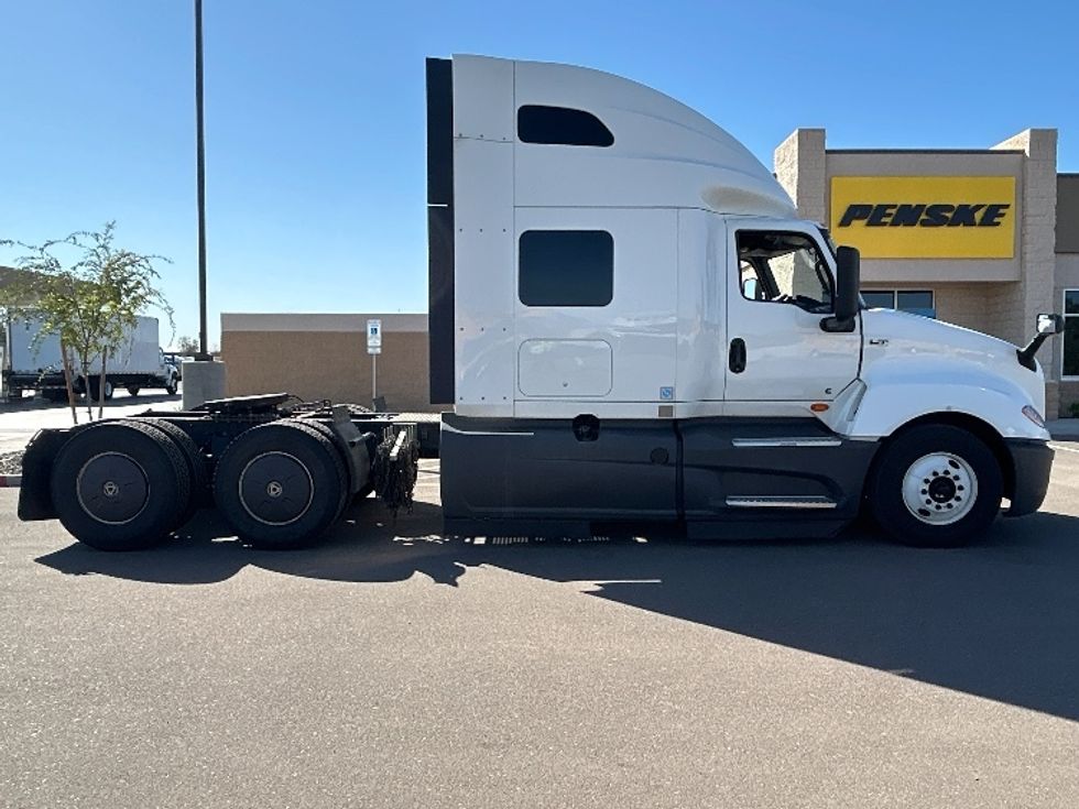 Sleeper Tractor-Heavy Duty Tractors-International-2023-LT625-Phoenix-AZ-627,777\n\t\tmiles-$ 47,250 - Image 8