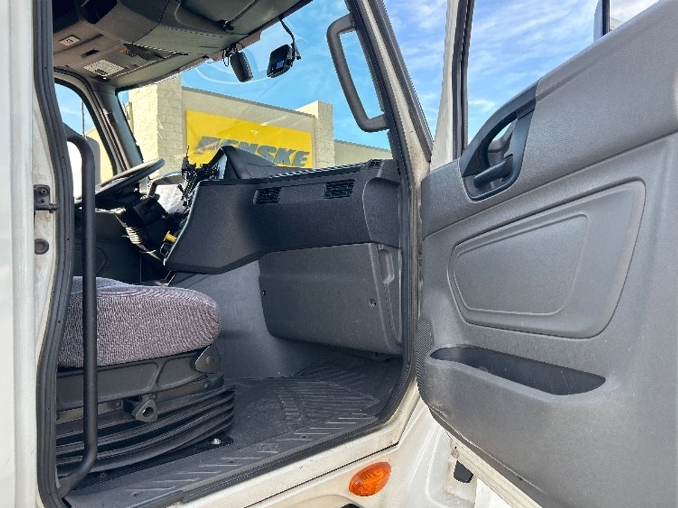 Sleeper Tractor-Heavy Duty Tractors-International-2023-LT625-Phoenix-AZ-650,189\n\t\tmiles-$ 45,000 - Image 13