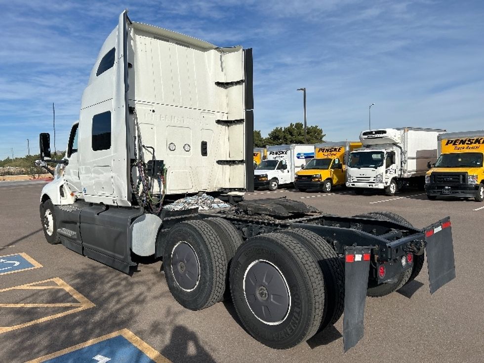 Sleeper Tractor-Heavy Duty Tractors-International-2023-LT625-Phoenix-AZ-650,189\n\t\tmiles-$ 45,000 - Image 5