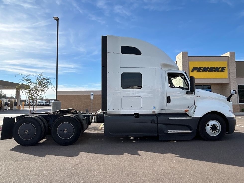 Sleeper Tractor-Heavy Duty Tractors-International-2023-LT625-Phoenix-AZ-650,189\n\t\tmiles-$ 45,000 - Image 8