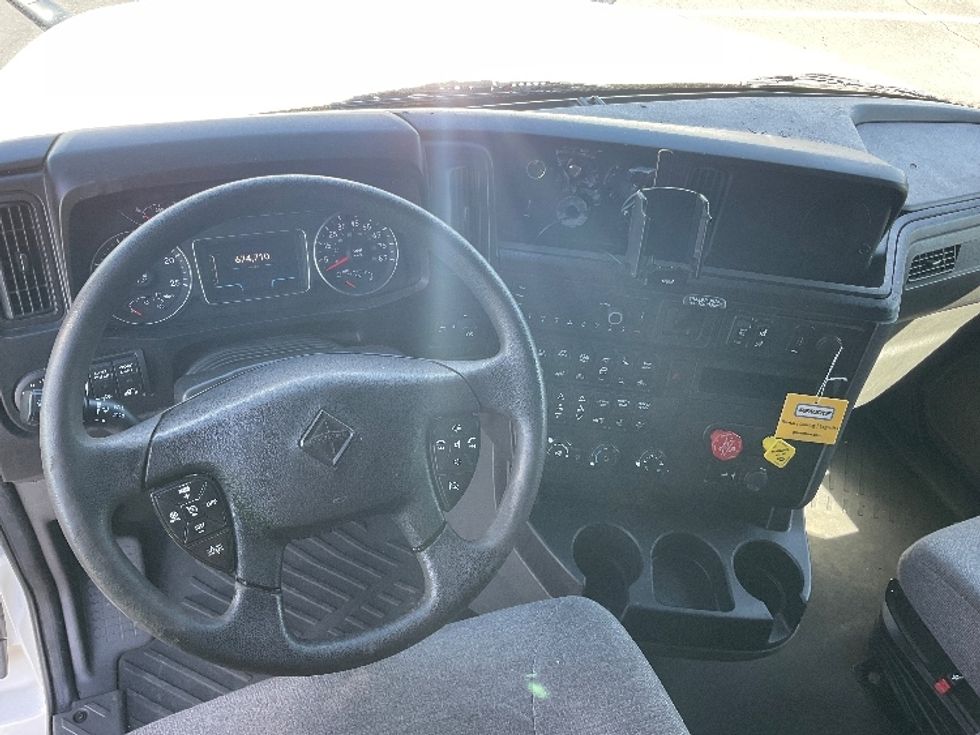 Sleeper Tractor-Heavy Duty Tractors-International-2023-LT625-Phoenix-AZ-674,852\n\t\tmiles-$ 43,500 - Image 11