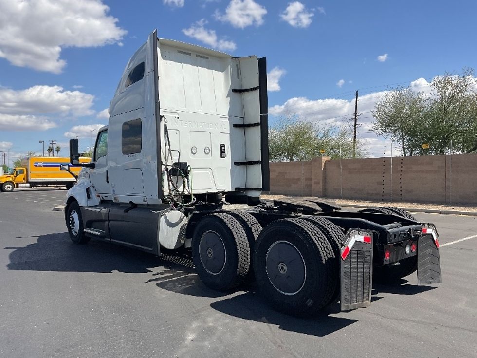 Sleeper Tractor-Heavy Duty Tractors-International-2023-LT625-Phoenix-AZ-674,852\n\t\tmiles-$ 43,500 - Image 5