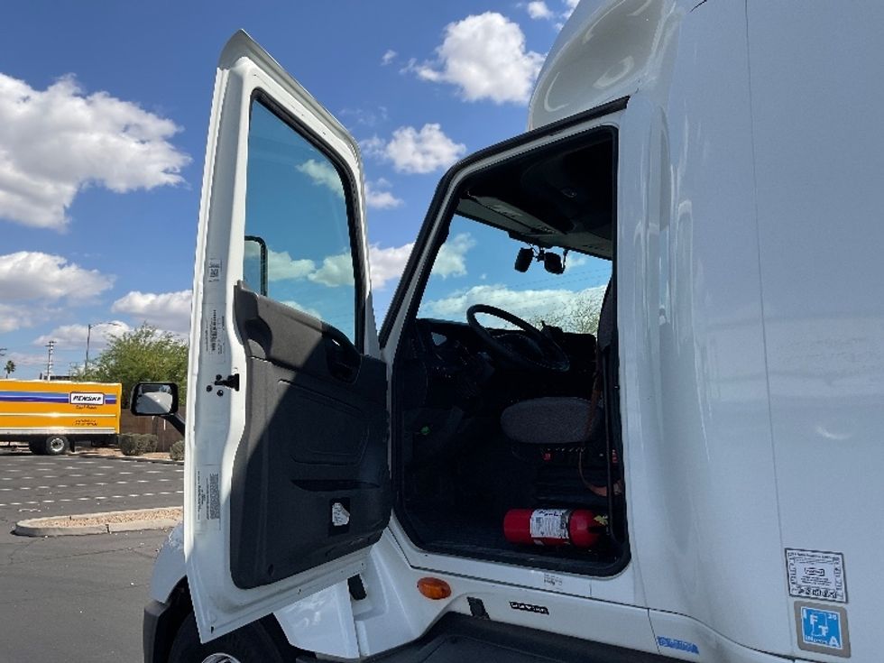 Sleeper Tractor-Heavy Duty Tractors-International-2023-LT625-Phoenix-AZ-674,852\n\t\tmiles-$ 43,500 - Image 9