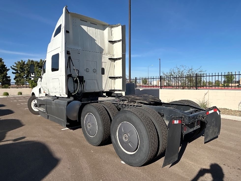 Sleeper Tractor-Heavy Duty Tractors-International-2023-LT625-Phoenix-AZ-686,201\n\t\tmiles-$ 41,250 - Image 5