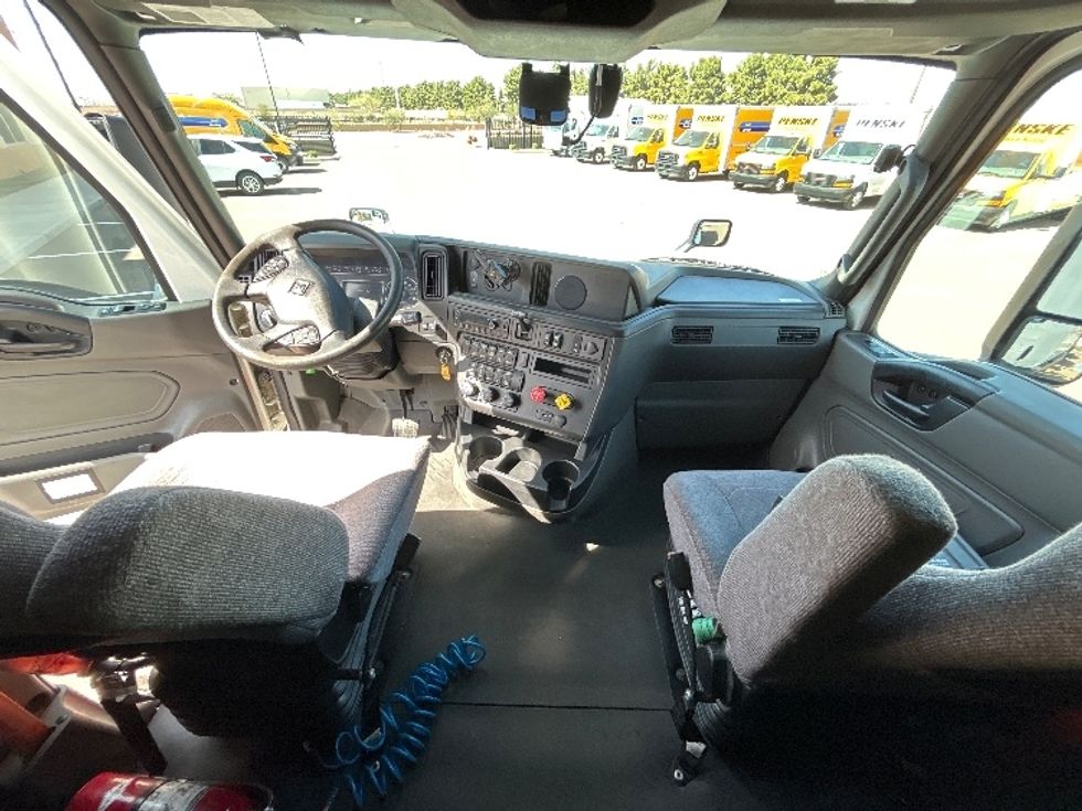 Sleeper Tractor-Heavy Duty Tractors-International-2023-LT625-Phoenix-AZ-698,163\n\t\tmiles-$ 40,000 - Image 12