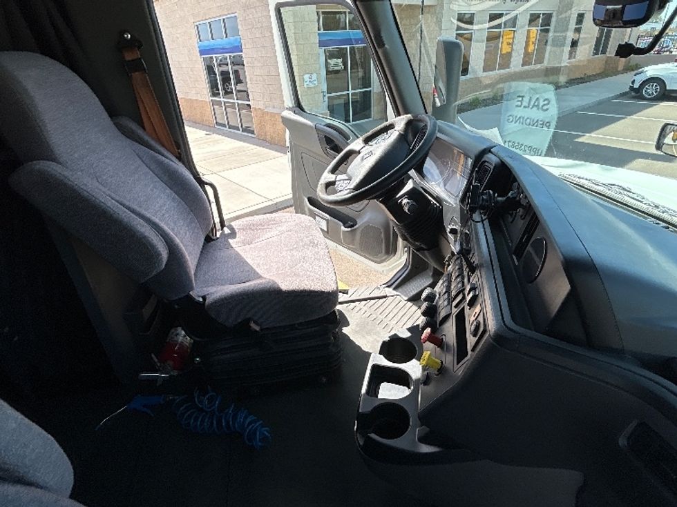 Sleeper Tractor-Heavy Duty Tractors-International-2023-LT625-Phoenix-AZ-698,163\n\t\tmiles-$ 40,000 - Image 15