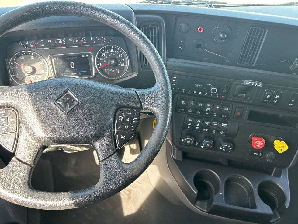 Sleeper Tractor-Heavy Duty Tractors-International-2023-LT625-Phoenix-AZ-700,541\n\t\tmiles-$ 39,750 - Image 11