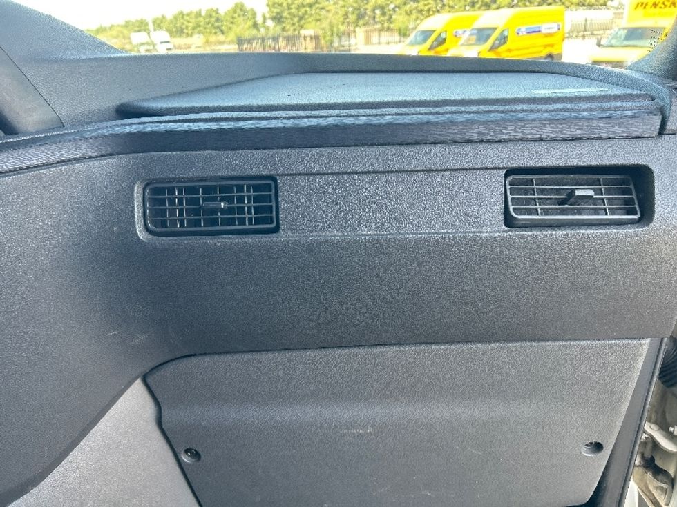 Sleeper Tractor-Heavy Duty Tractors-International-2023-LT625-Phoenix-AZ-700,541\n\t\tmiles-$ 39,750 - Image 14