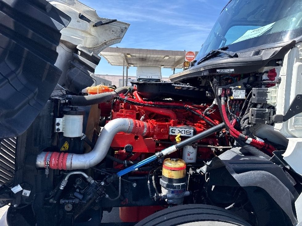 Sleeper Tractor-Heavy Duty Tractors-International-2023-LT625-Phoenix-AZ-721,046\n\t\tmiles-$ 37,500 - Image 21