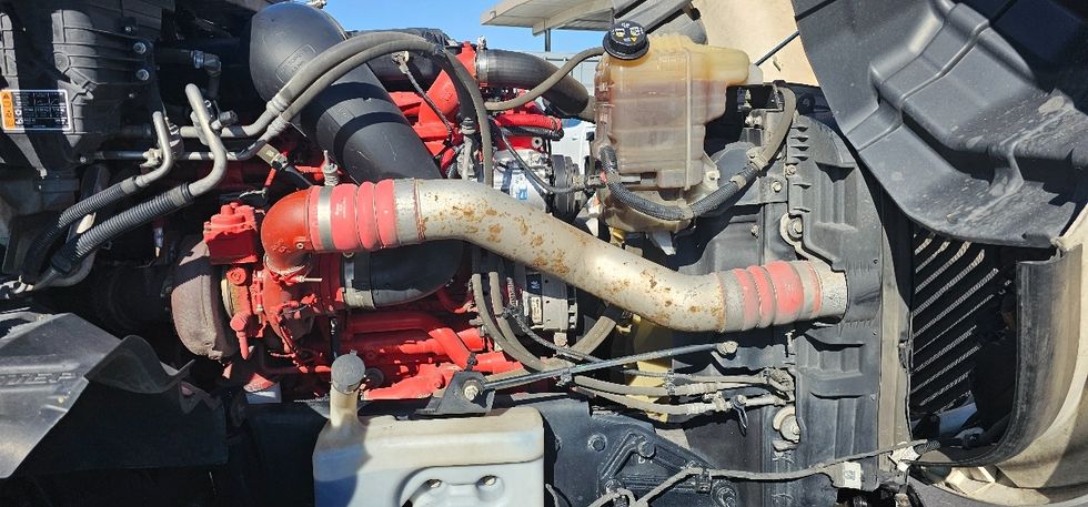 Sleeper Tractor-Heavy Duty Tractors-International-2023-LT625-Phoenix-AZ-727,461\n\t\tmiles-$ 36,750 - Image 20