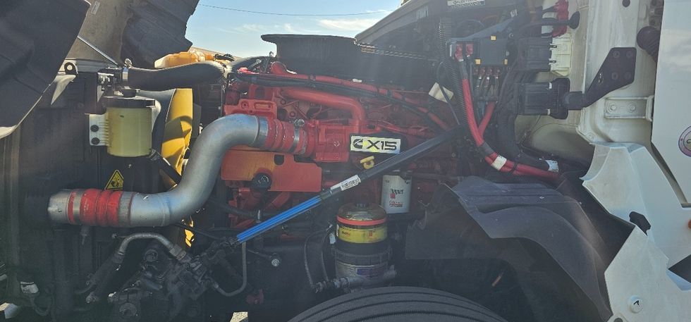 Sleeper Tractor-Heavy Duty Tractors-International-2023-LT625-Phoenix-AZ-727,461\n\t\tmiles-$ 36,750 - Image 21