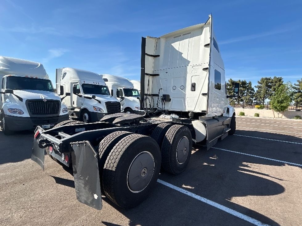 Sleeper Tractor-Heavy Duty Tractors-International-2023-LT625-Phoenix-AZ-750,485\n\t\tmiles-$ 34,500 - Image 7